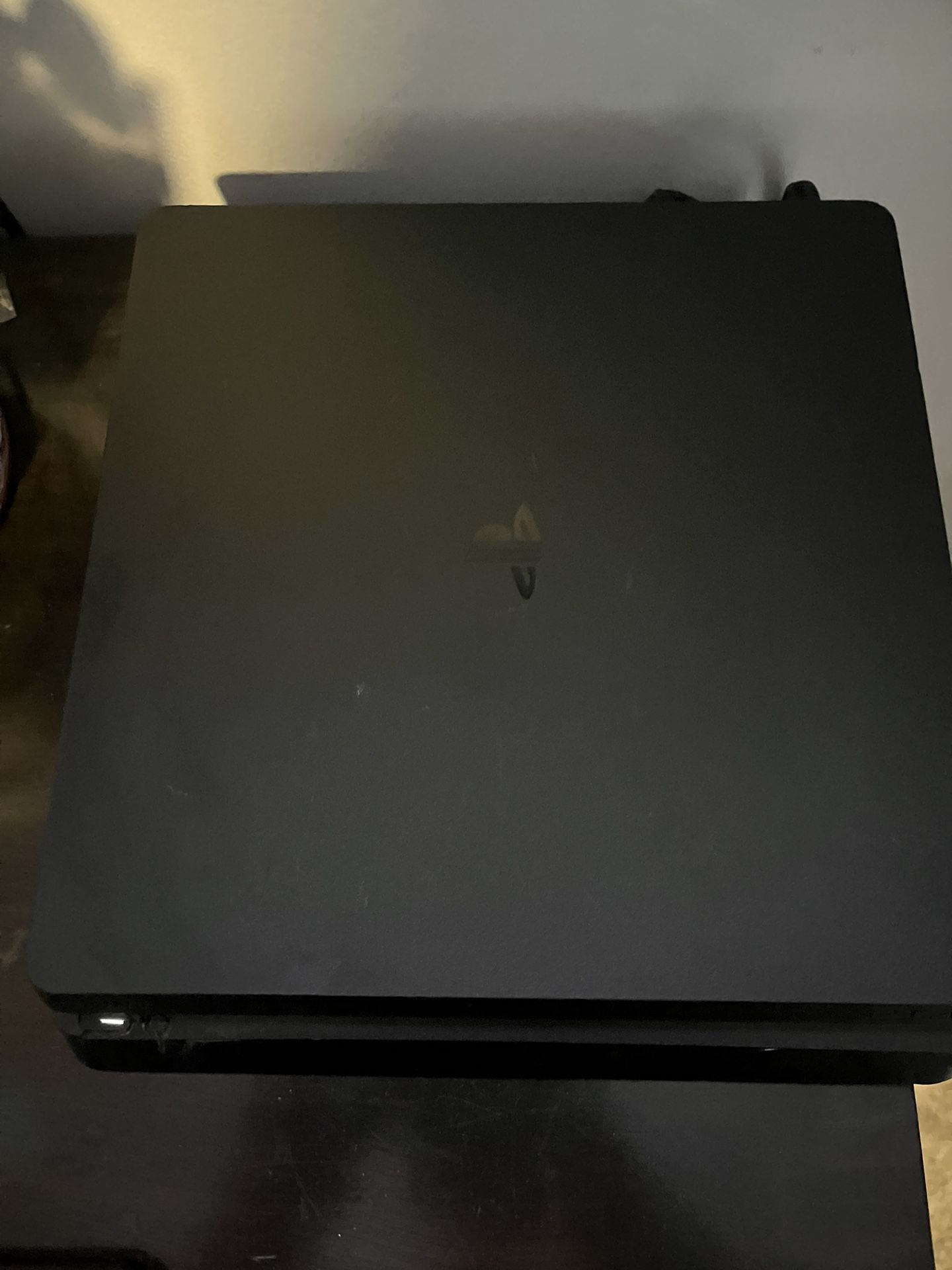 PS4 NEED GONE ASAP OPEN TO OFFERS CRACKBIN FRONT IF PS4 DOESNT EFFECT GAMEPLAY OR SYSTEM