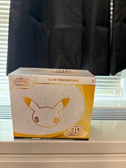 Pokémon TCG 30th Celebration Elite Trainer Box