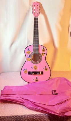 ACOUSTIC  CLASSICAL NATURAL GUITAR 30”  W Soft Case