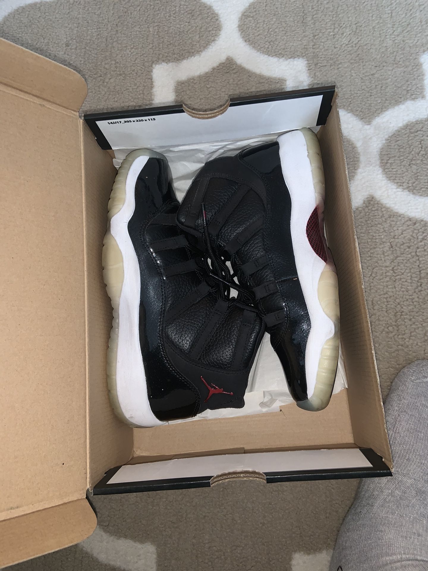 Size 6.5 condo 8.5 offer