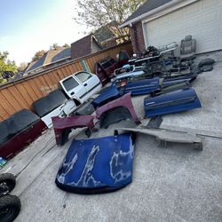 Chevy Gmc Parts (CHECK PICTURES)