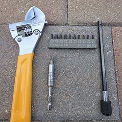 STEELHEAD 8” Wide-Mouth Adjustable HAMMERHEAD Wrench, 1-1/4-Inch Opening, Forged Heat-Treated Steel

