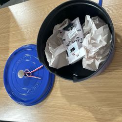 Staub 7 QT Cocotte Pot Blue - BROKEN POT 