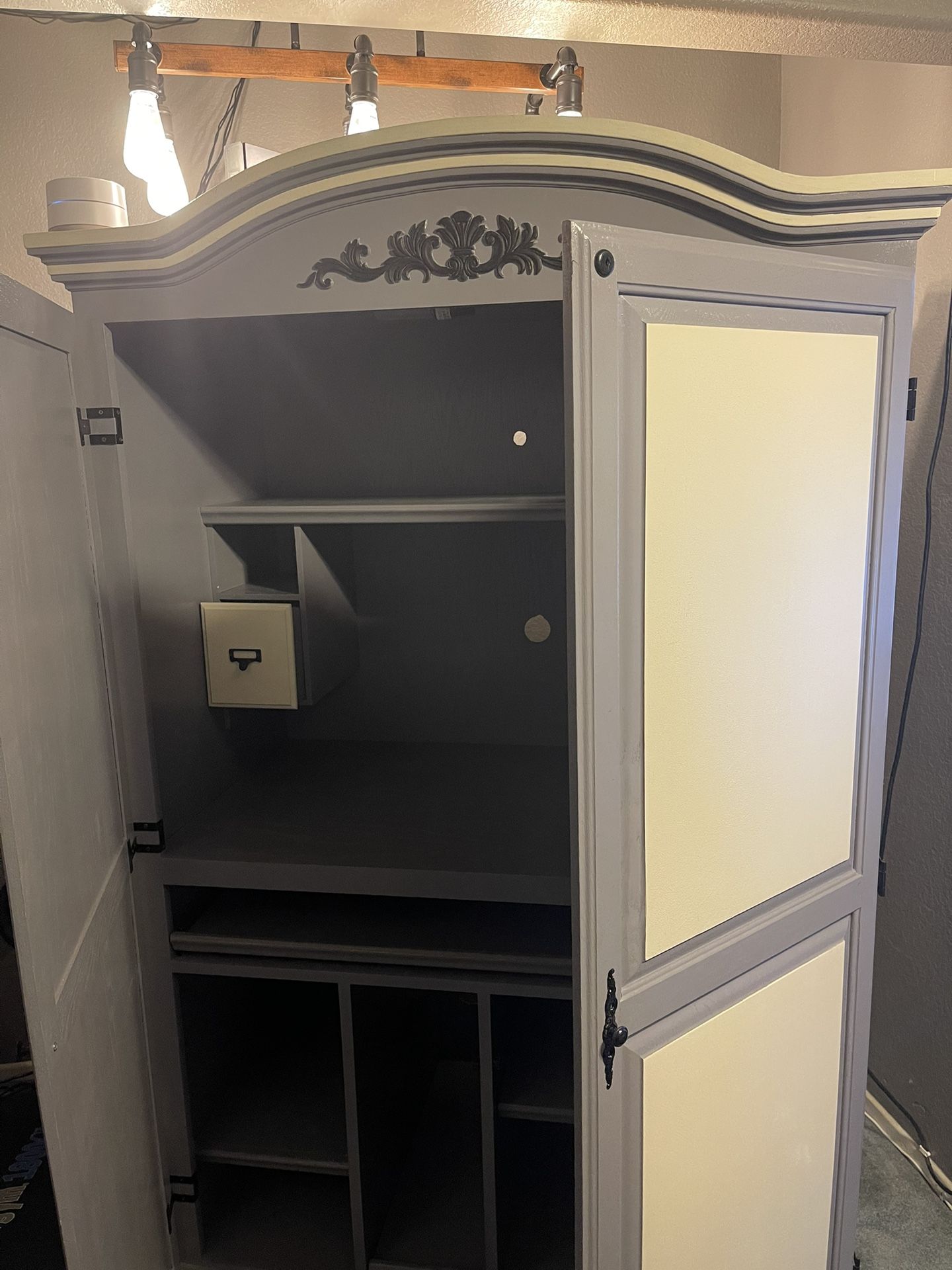 Computer Armoire