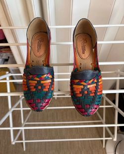 Calzado cimarron-huarache style heel