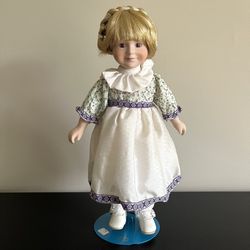 MYD Marian Yu Designs Hilary Porcelain Doll Vintage 14 Inch