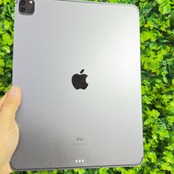 iPad Pro 12.9 5th Generation 256GB WiFi 