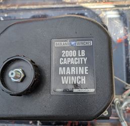 Badlands 2000 pound remote control boat winch