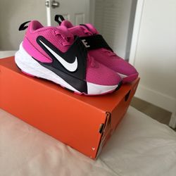 Kids 11.5C Nike