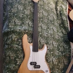 Rosewood Body Fretless Bass FULL Size 