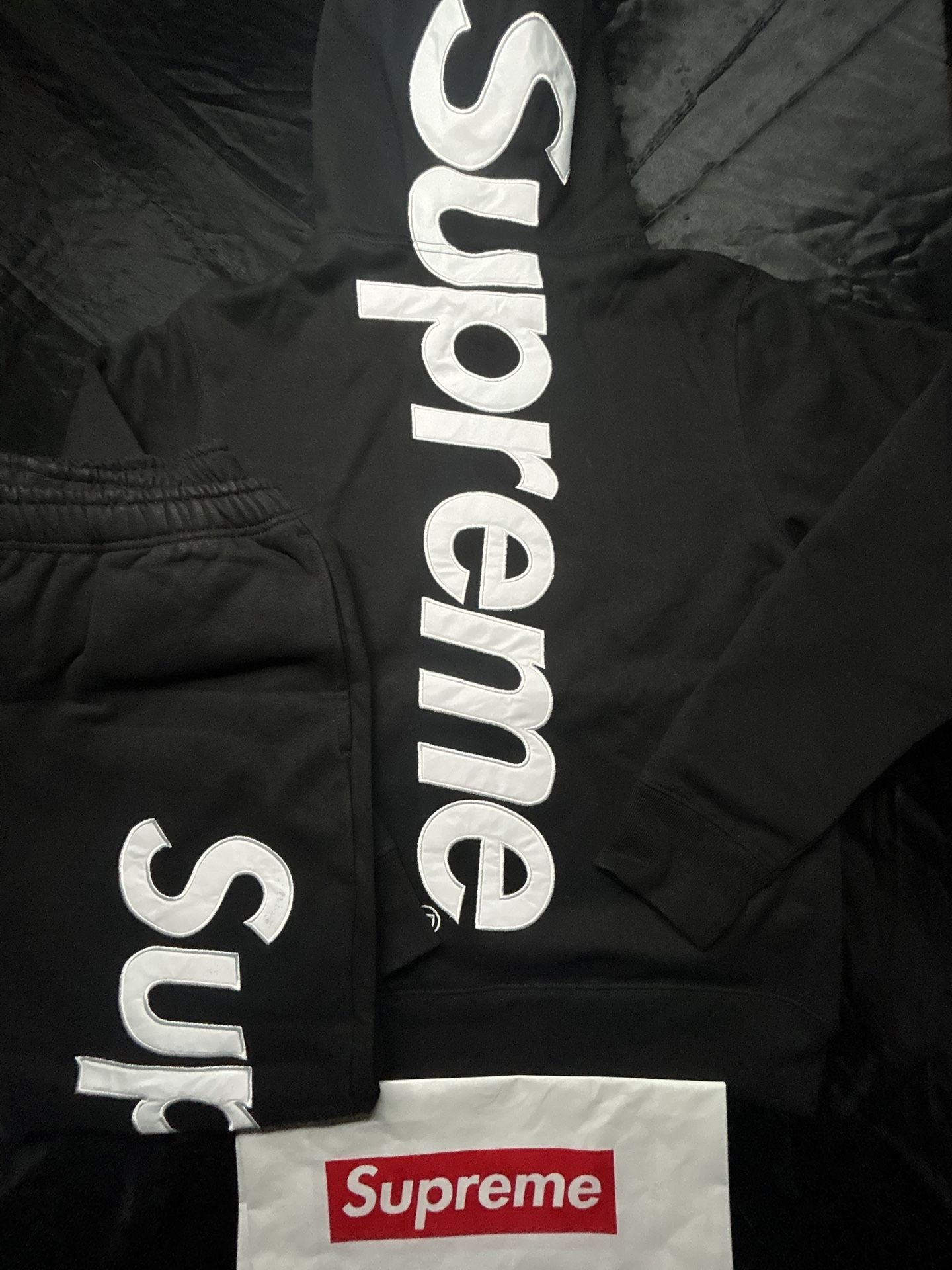 BLACK SUPREME SET