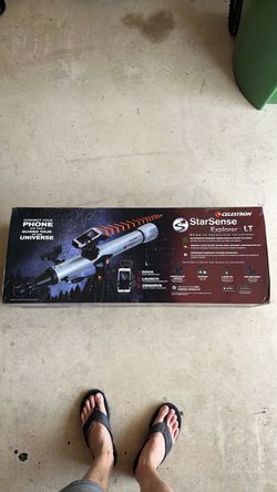 Celestron StarSense Explorer LT 80AZ 80mm Refractor Alt-Az Tripod Phone Dock