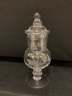 Glass container with lid