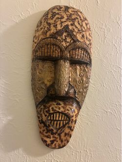 Wood hand carved mask