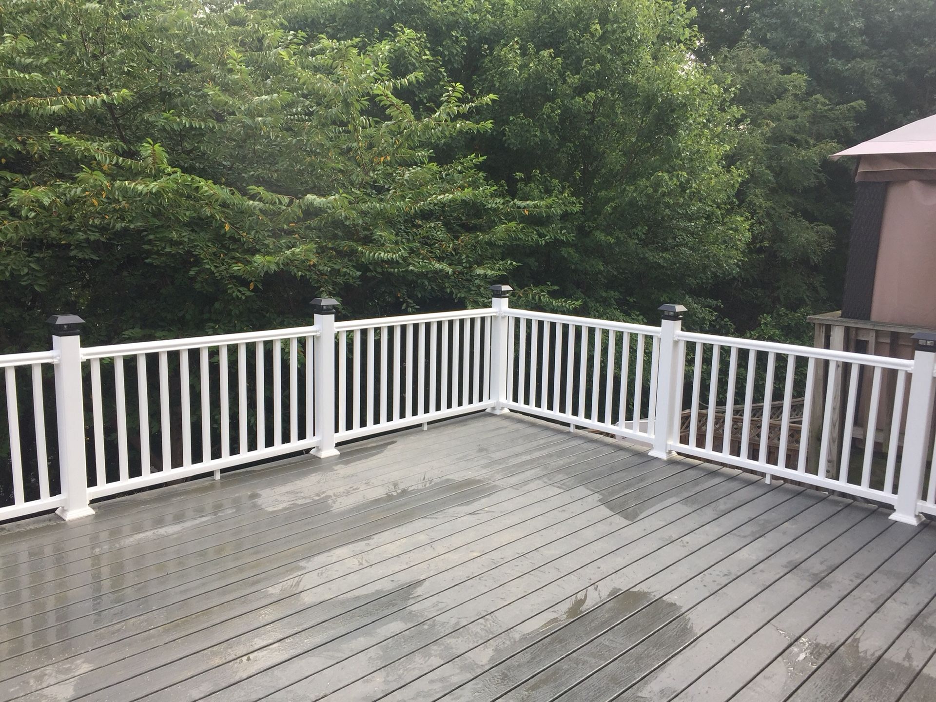 New deck composite and vinyl railings