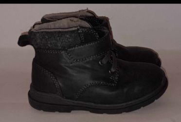 boys size 9 gray "Cat and Jack" boots $5 FIRM