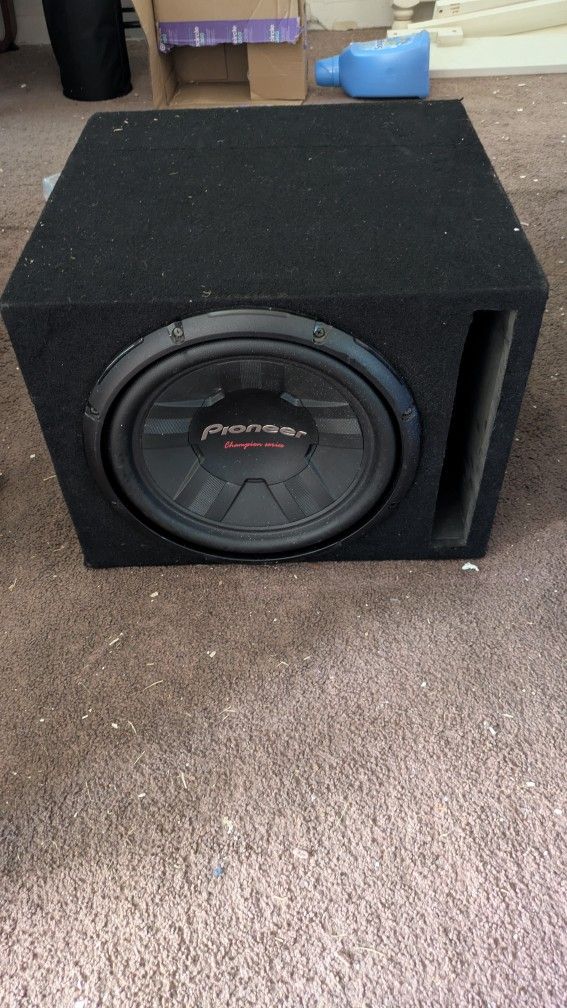 Pioneer Sub And Box 12 Inch