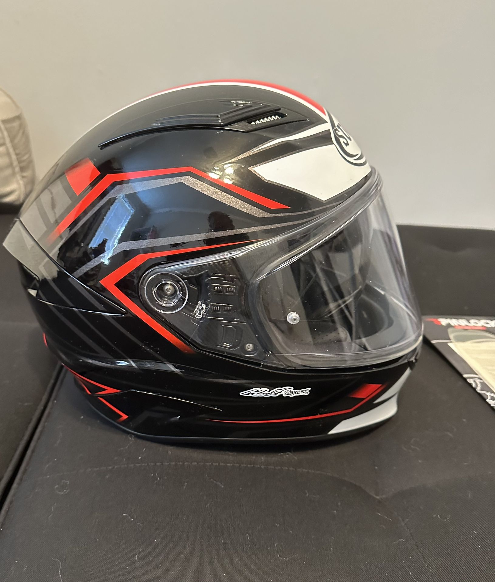 Suomy Speedstar glow Size Small