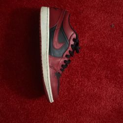 Air Jordan 1 Low Reverse Bred 7:5