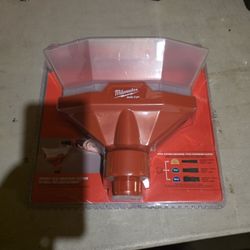Milwaukee Air Tip- Dust Collector 
