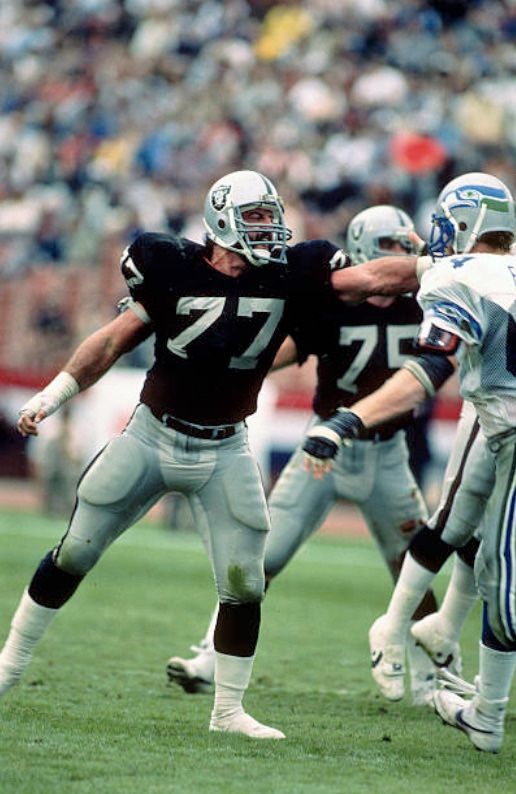Los Angeles (Oakland, Las Vegas) Raiders #77 Lyle Alzado Retro NFL