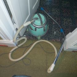 Vacuum cleaner 