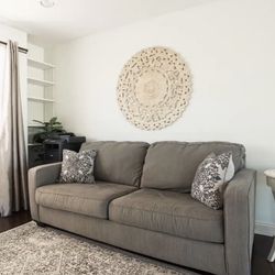 Queen Pullout/sleeper Sofa  