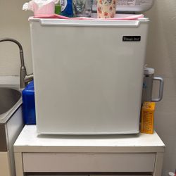 Mini Fridge For Sale 