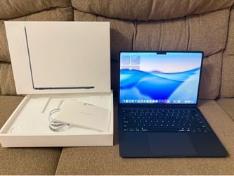 2025 MacBook Air 13” M4 | 16GB RAM | 256GB SSD | Warranty | Like New| 3 cycles