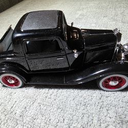 1932 Ford 3-Window Coupe Die-Cast  Car