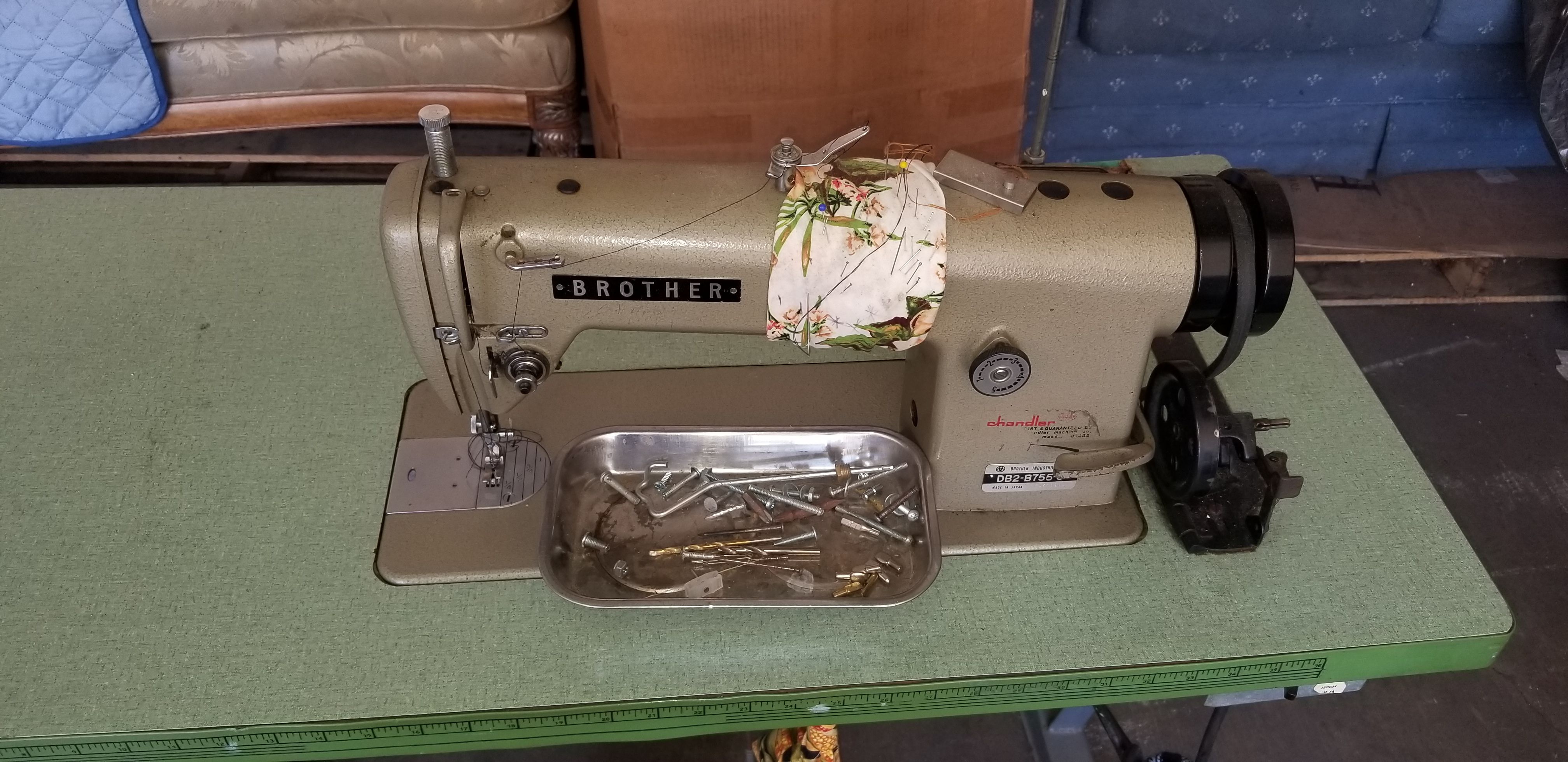 Brother Chandler DB2B7553 Industrial Sewing Machine with Table for Sale in Los Angeles, CA