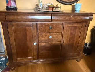 Wood Buffet Cabinet with Drawers