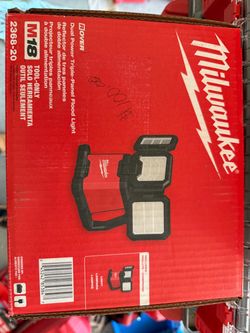 M18 18-Volt Lithium-Ion Cordless 4500 Lumens ROVER Dual Power Triple-Panel Flood & Area Light (Tool-Only)