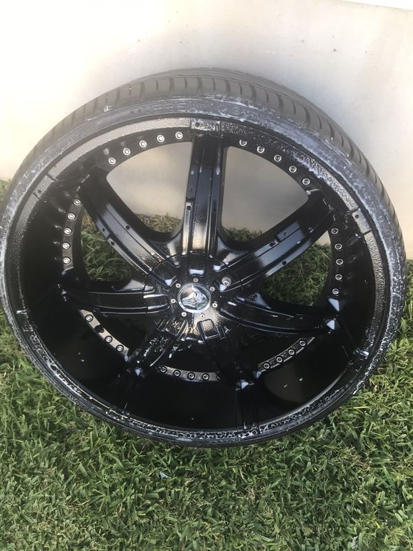 24 inch tires and rims 5 lug for Sale in Killeen, TX OfferUp