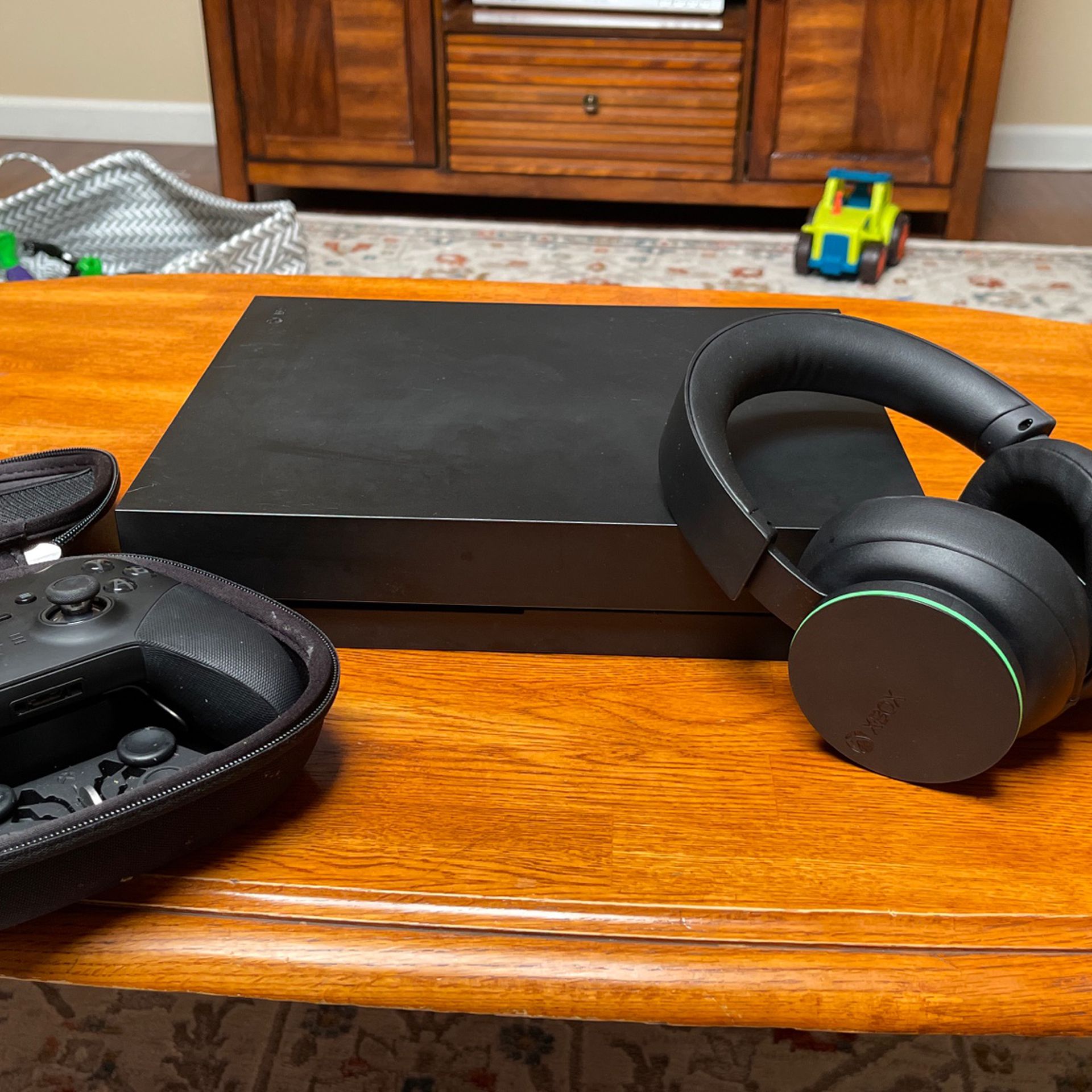 Xbox One X/NEW Xbox One Wireless Headphones/Elite Controller Series 2