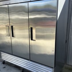 Commercial Freezer True