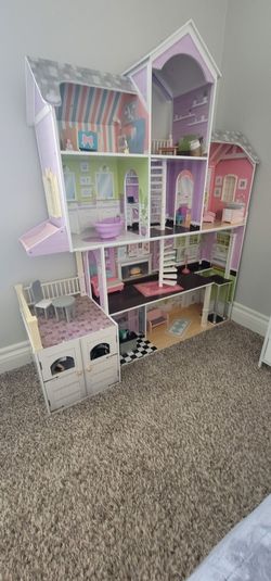 Kid kraft Mansion 4 level doll house
