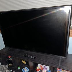 LG 43 Inch Flat Screen 