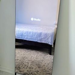 Lululemon Exercise Mirror and Monitor