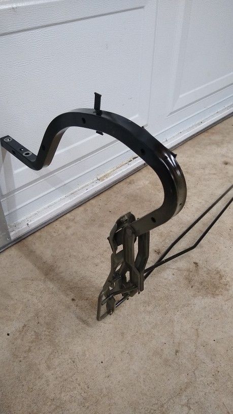 2001-2005 Is300 Trunk Hinges Black