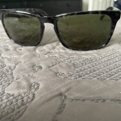 Jhon Varvatos V513  Sunglasses 