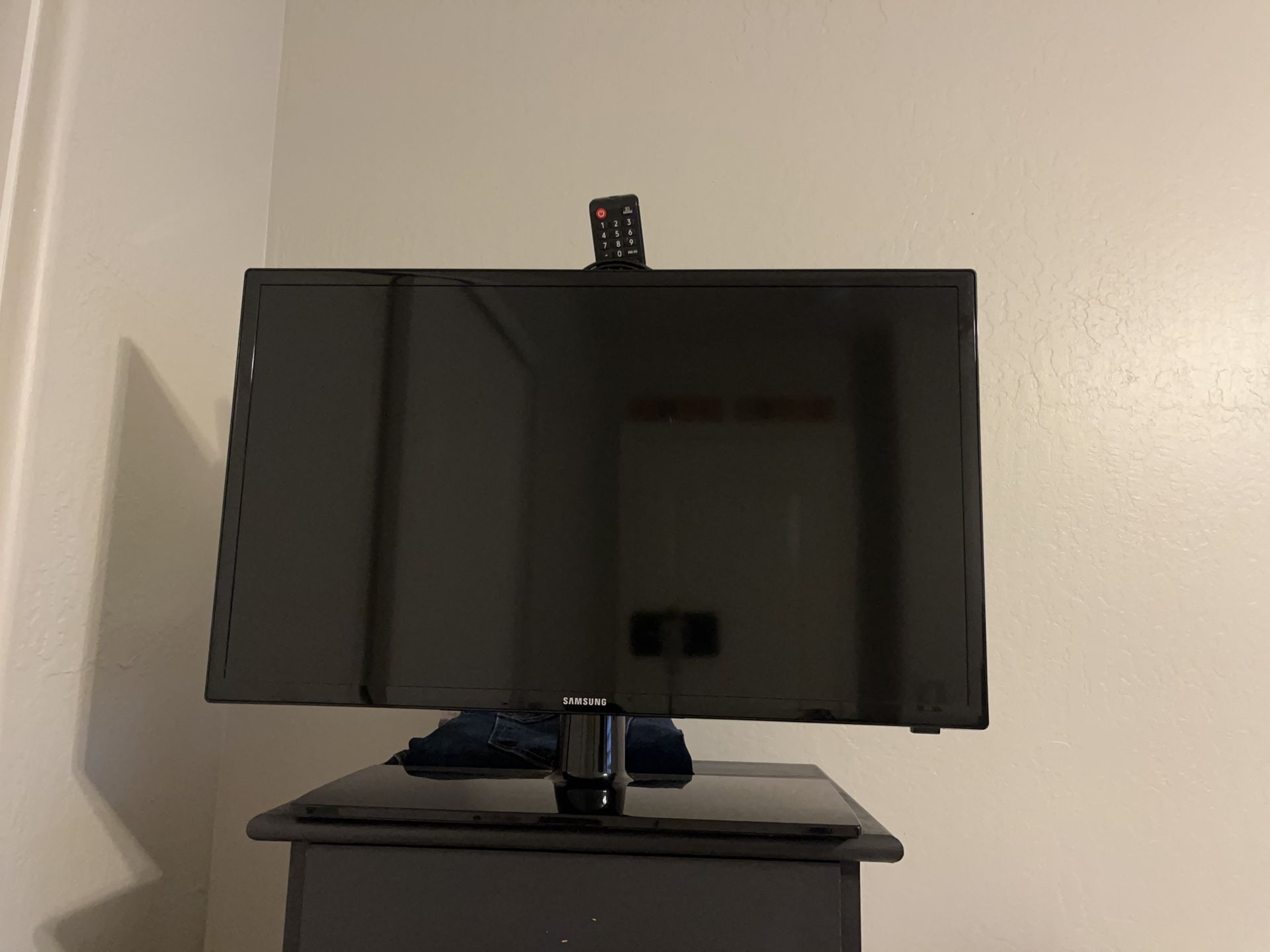 27in Samsung tv