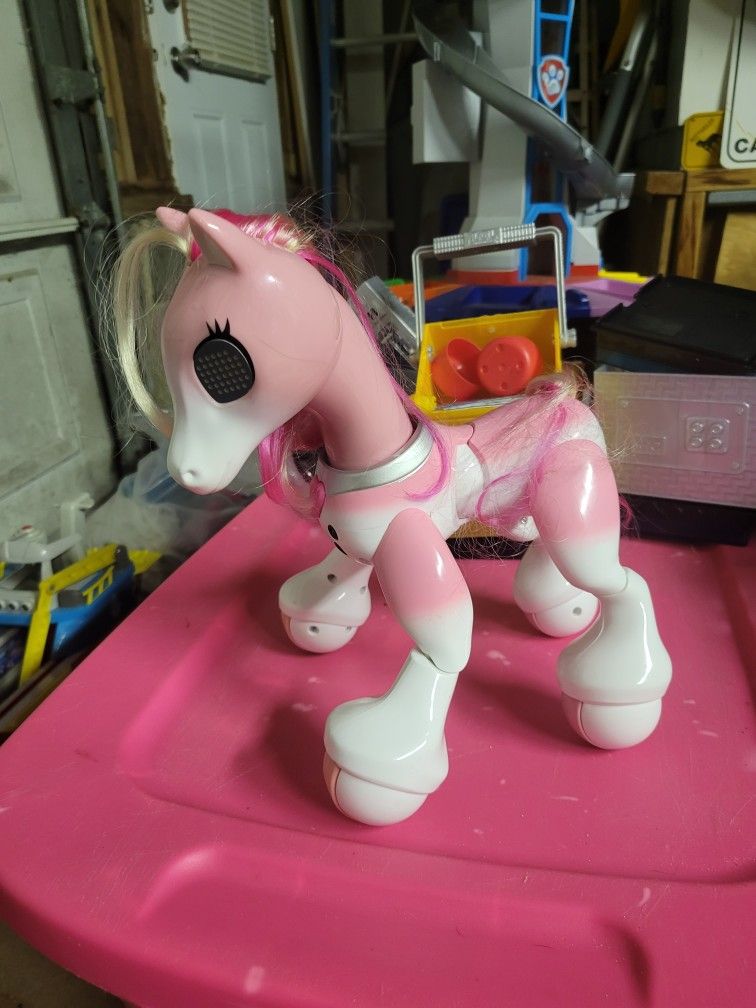 Unicorn Robot With Accessories