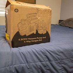 4.5cfm Vacuum Pump And 4 Way  Gauges Set