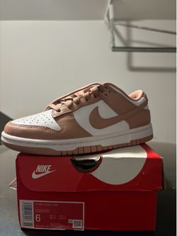 Nike dunk lows
