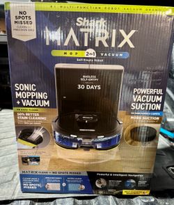 **NEW** Shark Matrix Plus 2-in-1 Robot Vacuum & Mop