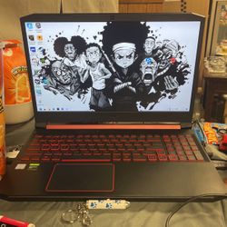Nitro 5 Gaming Laptop 