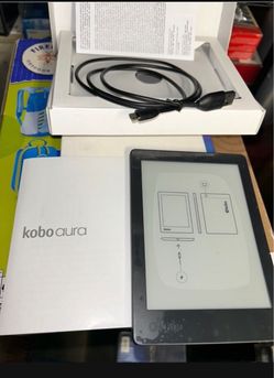 Kobo Aura eReader - 6" Carta E Ink touchscreen, customizable ComfortLight, Wi-Fi enabled