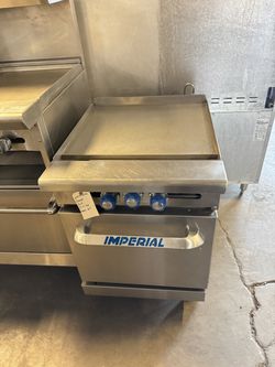 24” FlatTop Griddle Stove With Standard Oven IMPERIAL
