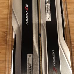 32gb DDR5 5600mhz RAM (Trident Z5)